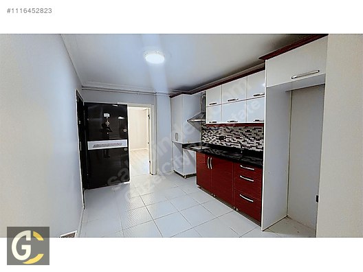 BEYLİKDÜZÜ GÜRPINAR DEREAĞZI'NDA 2+1 TADİLATLI BAHÇE KAT DAİRE